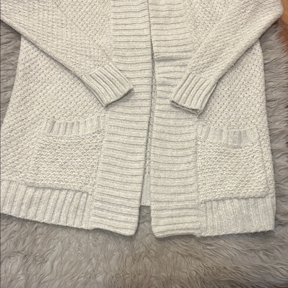 Abercrombie And Fitch Women’s Hooded Ipen Cardigan‎ - Picture 2 of 6